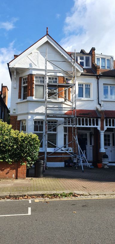 Exterior house painting project completed in Putney SW15 by Joseph & Sons Decor Ltd